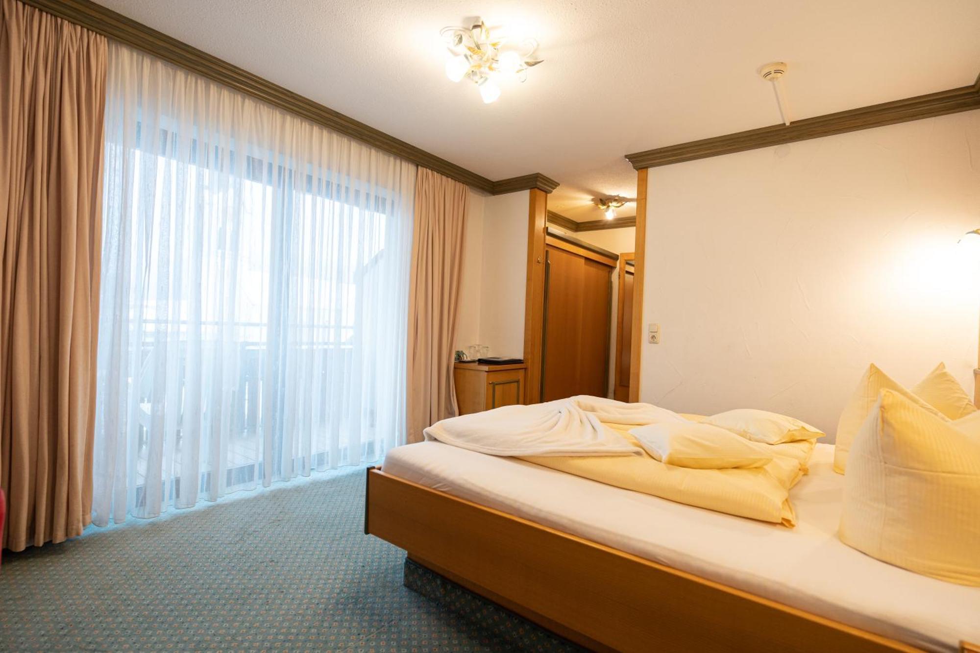 Haller'S Posthotel รีซแลร์น ภายนอก รูปภาพ